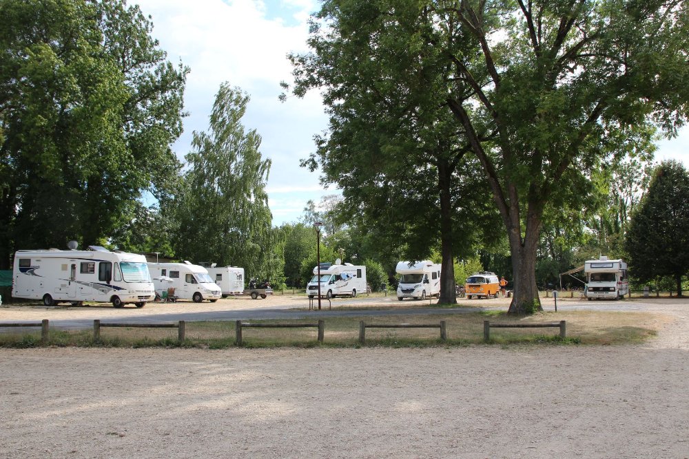 Aire camping-car à Stenay (55700) - Photo 1